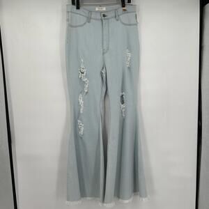 Women's Vibrant NWT Bell Bottom Blue Jeans XL